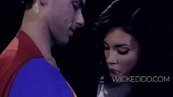تشغيل ما الذي يفعله سوب مع لويس لين (محاكاة ساخرة)