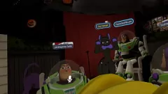 play Furry Buzz Lightyear si scatena: giocattoli e orgie multiple sul palco