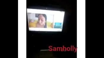Jouer Se masturber avec une dame excitée sur xvideos 2