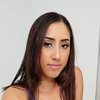 Bintang porno Kira Perez