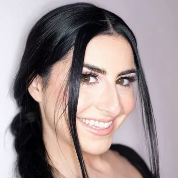 Bintang porno Kaitlyn Katsaros