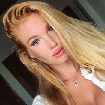 পর্নস্টার Elizabeth Ostrander